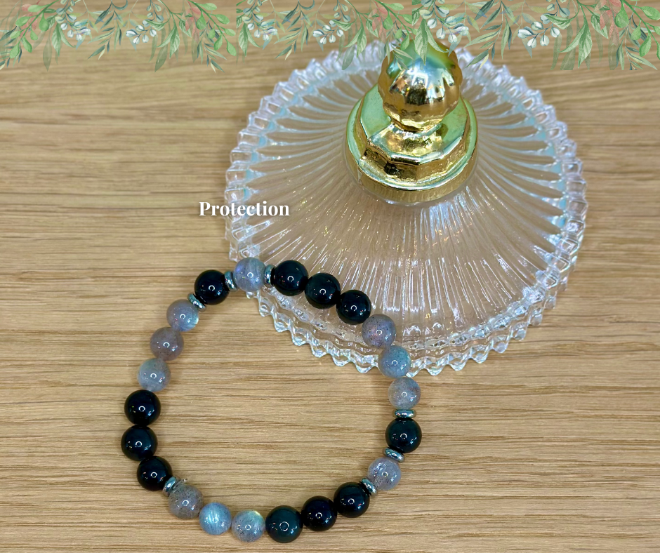 boutique de Mamie Lucie, bracelets en pierre naturelle, collection de bracelets, bracelet 7 chakras, bracelet protection, bracelet bien-être, bracelet lithothérapie, lithothérapie, pierres naturelles, énergie positive, harmonie, apaisement, sérénité, protection énergétique, équilibre émotionnel, ancrage, confiance en soi, méditation, spiritualité, développement personnel, cadeau bien-être, Saint-Louis, Bâle, Strasbourg, Colmar, Mulhouse, Dietwiller, Obersaasheim