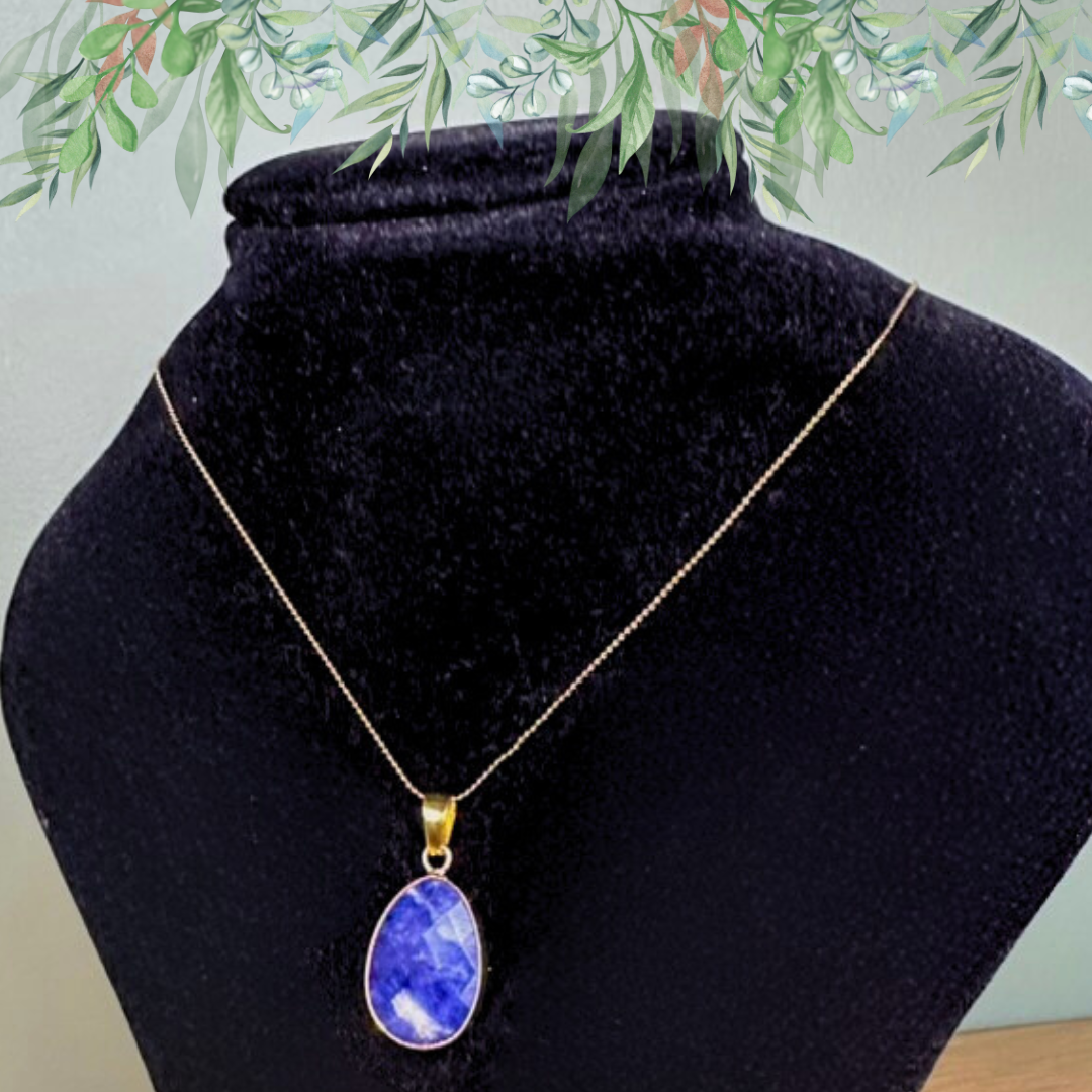 Collier Sodalite – Élégance Bleue