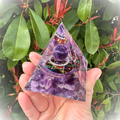 Orgonite Métatron - Améthyste boutique de Mamie Lucie, orgonite, orgonite artisanale, lithothérapie, pierres naturelles, bien-être, apaisement, sérénité, harmonie, énergie positive, protection énergétique, équilibre émotionnel, développement personnel, méditation, spiritualité, ancrage, clarté mentale, décoration spirituelle, cadeau bien-être, Saint-Louis, Bâle, Strasbourg, Colmar, Mulhouse, Dietwiller, Obersaasheim