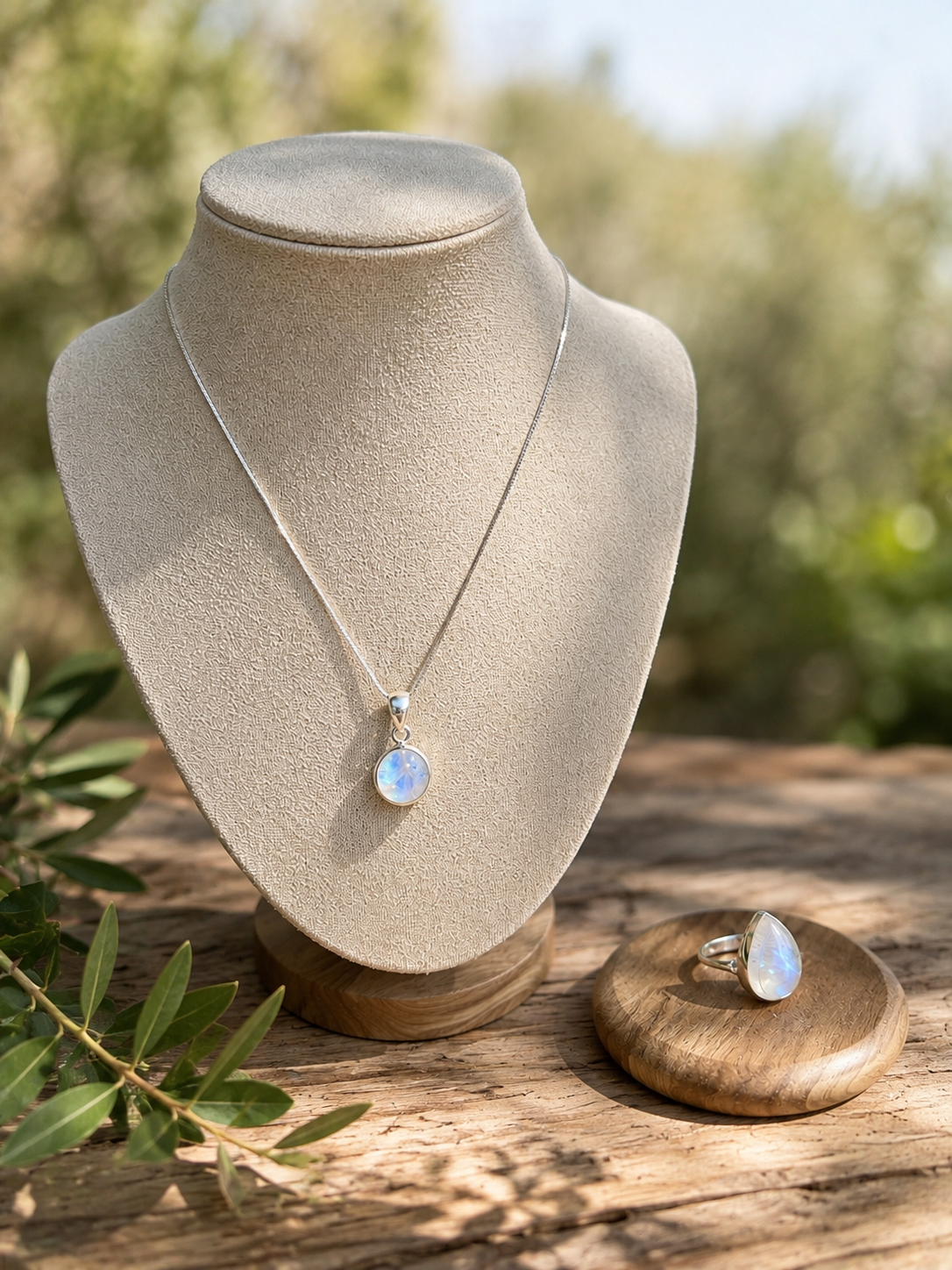 Pendentif et Bague Pierre de Lune argent massif - La boutique de mamie Lucie - Nouveau départ - Intuition - apaisement - Dietwiller - Alsace - Haut-rhin - Sierentz - Mulhouse