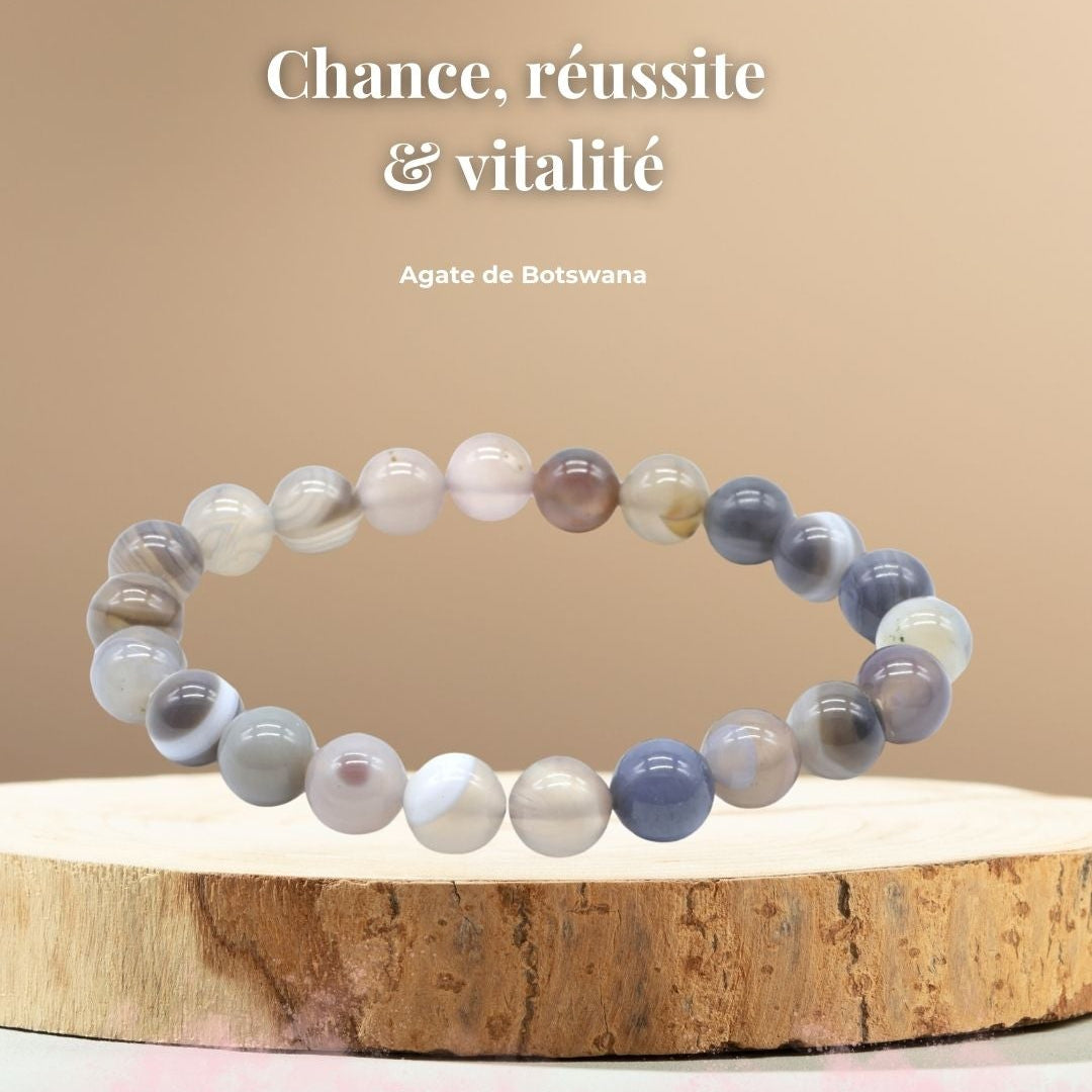Bracelet Chance, Réussite & Vitalité - Agate du Botswana boutique de Mamie Lucie, bracelets en pierre naturelle, collection de bracelets, bracelet 7 chakras, bracelet protection, bracelet bien-être, bracelet lithothérapie, lithothérapie, pierres naturelles, énergie positive, harmonie, apaisement, sérénité, protection énergétique, équilibre émotionnel, ancrage, confiance en soi, méditation, spiritualité, développement personnel, cadeau bien-être, Saint-Louis, Bâle, Strasbourg, Colmar, Mulhouse, Dietwiller
