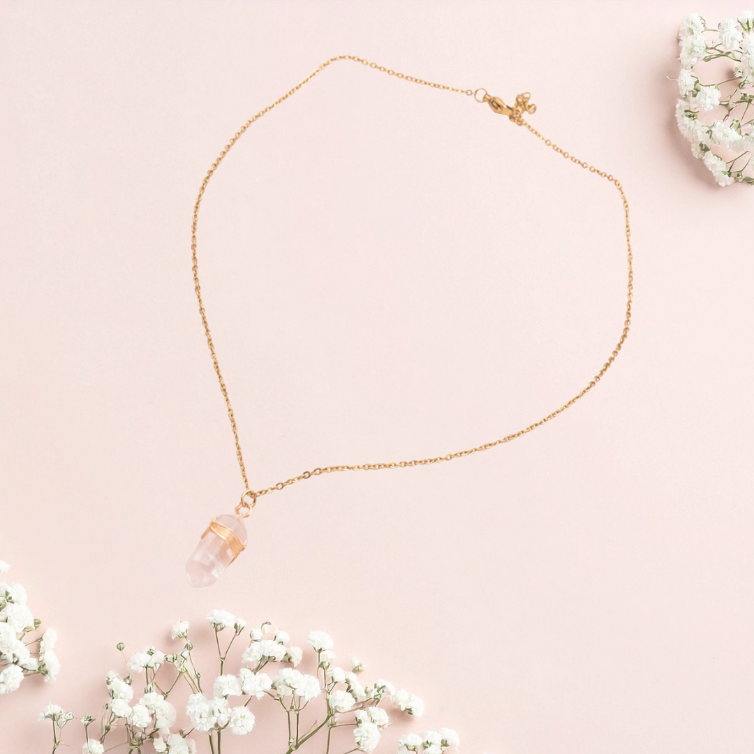 boutique de Mamie Lucie, collier en pierre naturelle, collier lithothérapie, lithothérapie, pierres naturelles, bien-être, apaisement, sérénité, harmonie, énergie positive, protection énergétique, équilibre émotionnel, confiance en soi, développement personnel, méditation, spiritualité, ancrage, clarté mentale, cadeau bien-être, Saint-Louis, Bâle, Strasbourg, Colmar, Mulhouse, Dietwiller, Obersaasheim