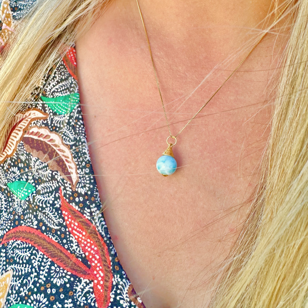 boutique de Mamie Lucie, collier en pierre naturelle, collier lithothérapie, lithothérapie, pierres naturelles, bien-être, apaisement, sérénité, harmonie, énergie positive, protection énergétique, équilibre émotionnel, confiance en soi, développement personnel, méditation, spiritualité, ancrage, clarté mentale, cadeau bien-être, Saint-Louis, Bâle, Strasbourg, Colmar, Mulhouse, Dietwiller, Obersaasheim