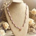 boutique de Mamie Lucie, collier en pierre naturelle, collier lithothérapie, lithothérapie, pierres naturelles, bien-être, apaisement, sérénité, harmonie, énergie positive, protection énergétique, équilibre émotionnel, confiance en soi, développement personnel, méditation, spiritualité, ancrage, clarté mentale, cadeau bien-être, Saint-Louis, Bâle, Strasbourg, Colmar, Mulhouse, Dietwiller, Obersaasheim