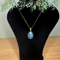 boutique de Mamie Lucie, collier en pierre naturelle, collier lithothérapie, lithothérapie, pierres naturelles, bien-être, apaisement, sérénité, harmonie, énergie positive, protection énergétique, équilibre émotionnel, confiance en soi, développement personnel, méditation, spiritualité, ancrage, clarté mentale, cadeau bien-être, Saint-Louis, Bâle, Strasbourg, Colmar, Mulhouse, Dietwiller, Obersaasheim
